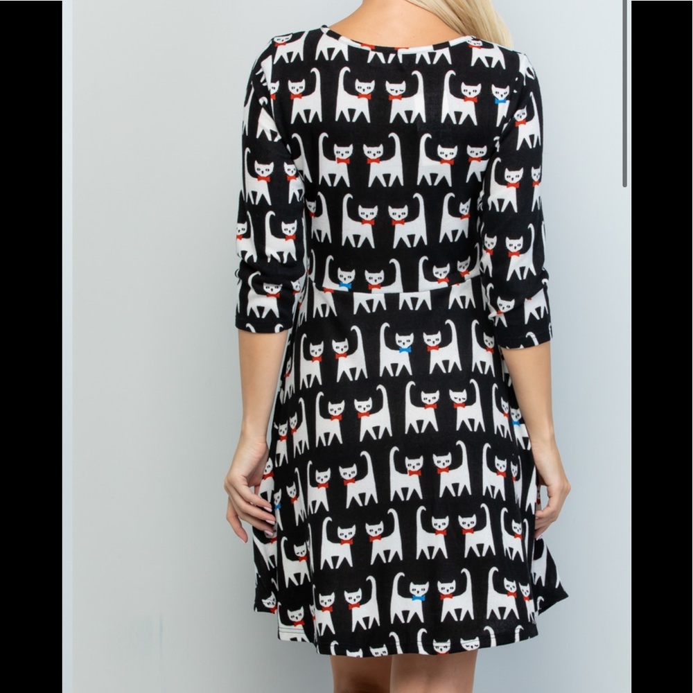Cat Print Dress - Picture 4 of 7